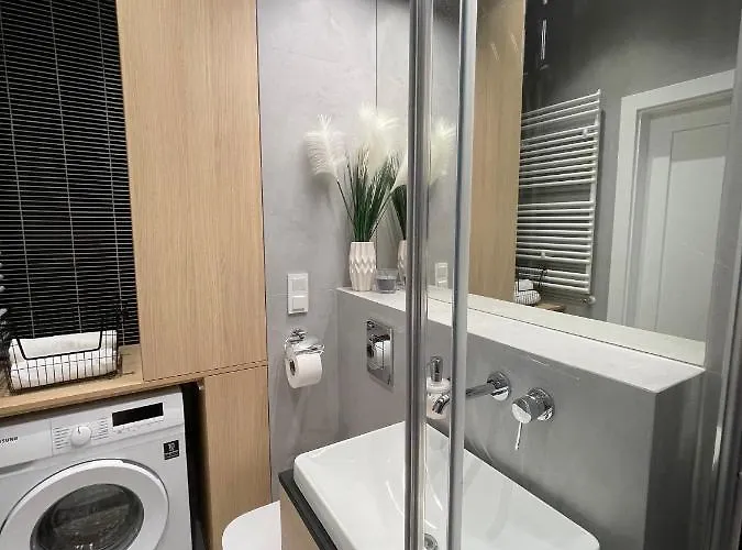 Zlota Winda Tuwima Apartamento *